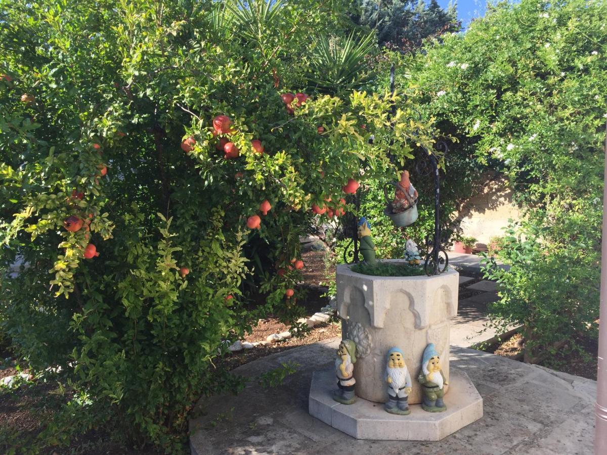 Il Giardino Della Foglia Hotel Bari Exterior foto